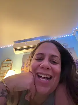 PrettyKittyMia online show from December 2025 05:10:01 AM