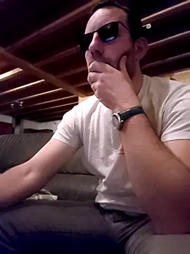 Snapshot of BrunJulienMetis chatting on February 2026 07:58:02 PM BrunJulienMetis online show from February 2026 07:58:02 PM