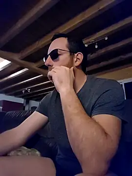 Snapshot of BrunJulienMetis chatting on February 2026 07:23:02 PM BrunJulienMetis online show from February 2026 07:23:02 PM