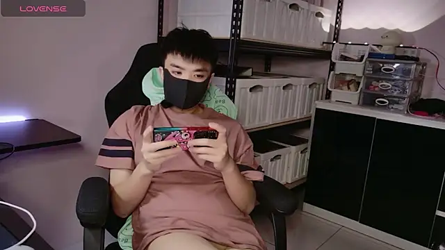 doggyman523 online show from November 2025 03:29:02 PM