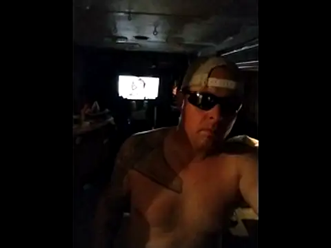 JoeyUhOh online show from November 2025 04:55:01 AM