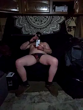 JoeyUhOh online show from November 2025 07:25:02 AM