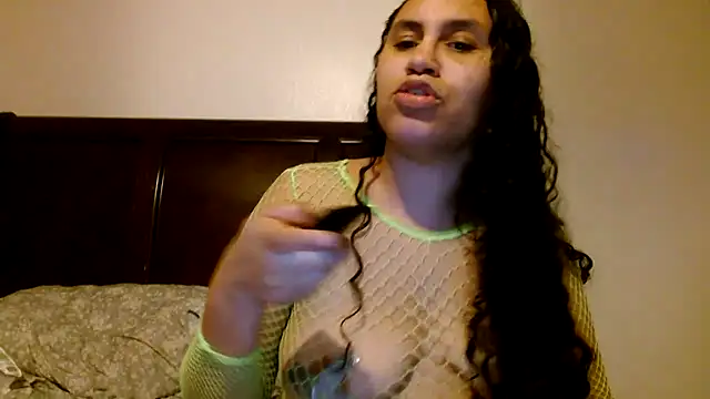 Snapshot of carlithefreak chatting on October 2025 11:49:02 PM carlithefreak online show from October 2025 11:49:02 PM
