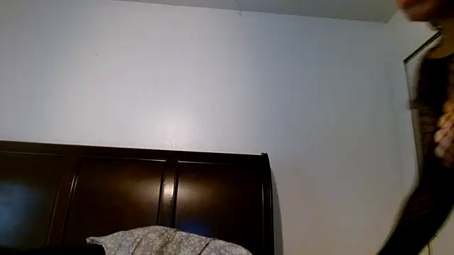Snapshot of carlithefreak chatting on October 2025 09:25:02 PM carlithefreak online show from October 2025 09:25:02 PM