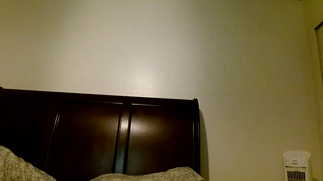 Snapshot of carlithefreak chatting on November 2025 11:38:02 PM carlithefreak online show from November 2025 11:38:02 PM