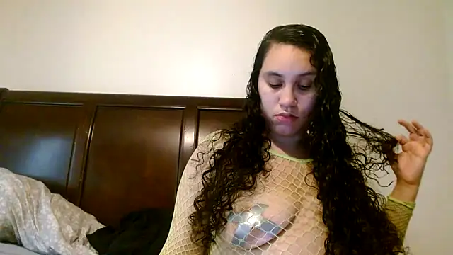 Snapshot of carlithefreak chatting on December 2025 09:37:03 PM carlithefreak online show from December 2025 09:37:03 PM