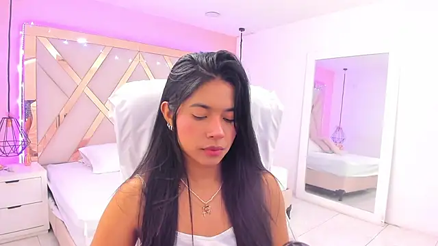 samantaa shy online show from April 2026 03:52:02 AM