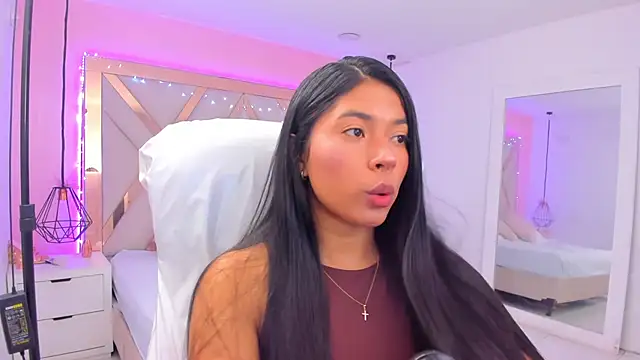 samantaa shy online show from March 2026 10:46:01 PM