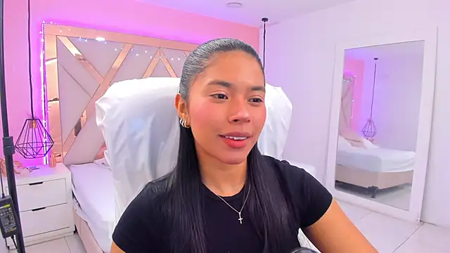 samantaa shy online show from April 2026 03:24:01 AM