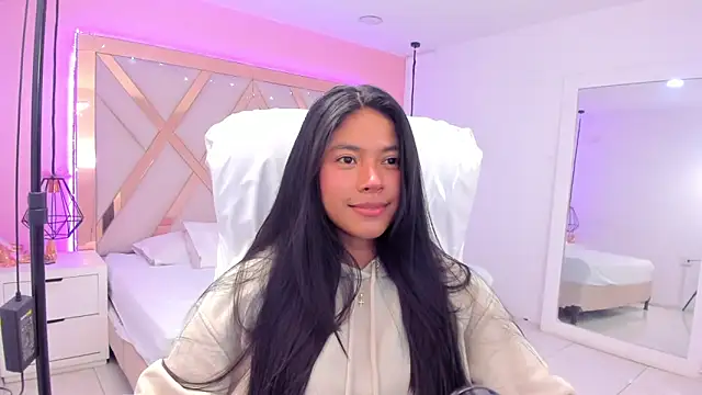 samantaa shy online show from February 2026 06:07:02 PM