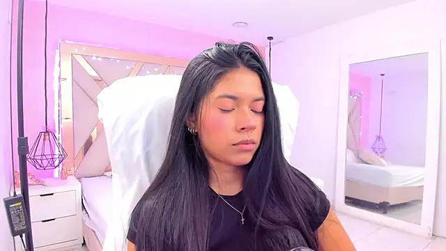 samantaa shy online show from March 2026 02:34:02 AM