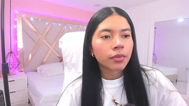 samantaa shy online show from February 2026 03:03:01 AM