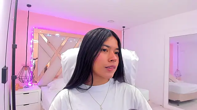 samantaa shy online show from April 2026 03:09:02 AM