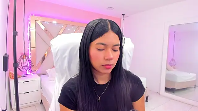 samantaa shy online show from April 2026 02:47:02 AM