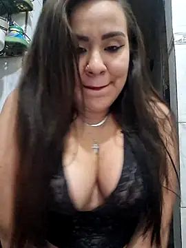 Snapshot of juliaYalla chatting on September 2025 05:23:02 AM juliaYalla online show from September 2025 05:23:02 AM