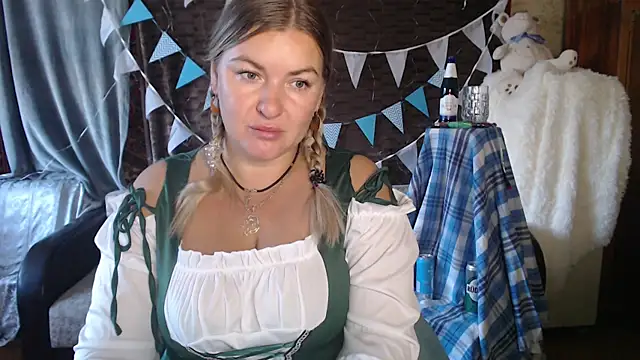 NikaSkylink online show from September 2025 03:45:02 AM