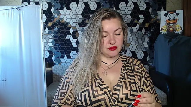 NikaSkylink online show from May 2026 05:04:01 AM
