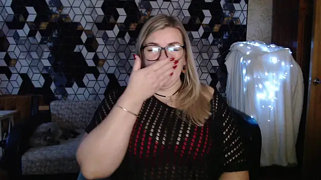 NikaSkylink online show from January 2026 05:11:02 AM