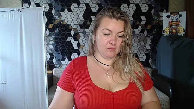 NikaSkylink online show from May 2026 04:32:01 AM