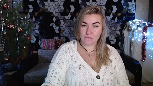 NikaSkylink online show from December 2025 04:56:02 AM