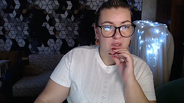 NikaSkylink online show from January 2026 05:11:01 AM