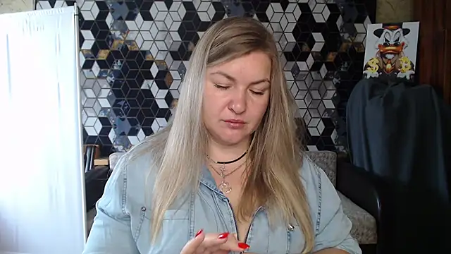 NikaSkylink online show from May 2026 04:52:01 AM