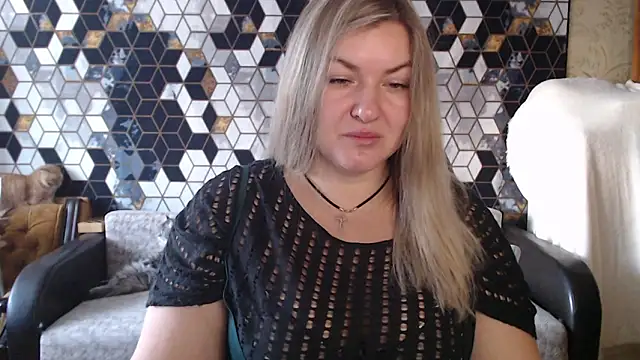 NikaSkylink online show from February 2026 05:16:02 AM