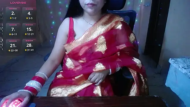 Divvya  online show from April 2026 06:36:01 PM