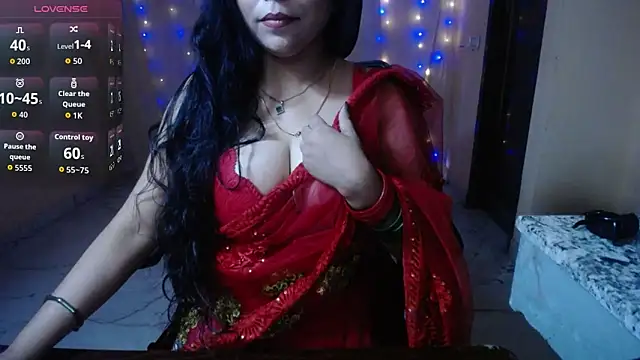 Divvya  online show from May 2026 09:23:02 PM