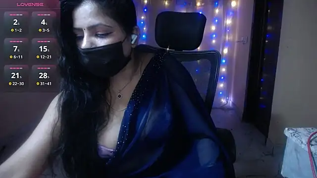 Divvya  online show from April 2026 07:15:02 PM
