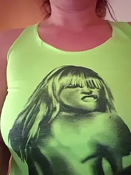 Ivaemi1 online show from November 2025 10:52:01 AM