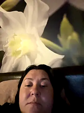 Liza Will online show from October 2025 04:18:01 PM