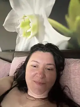 Liza Will online show from March 2026 05:42:01 AM