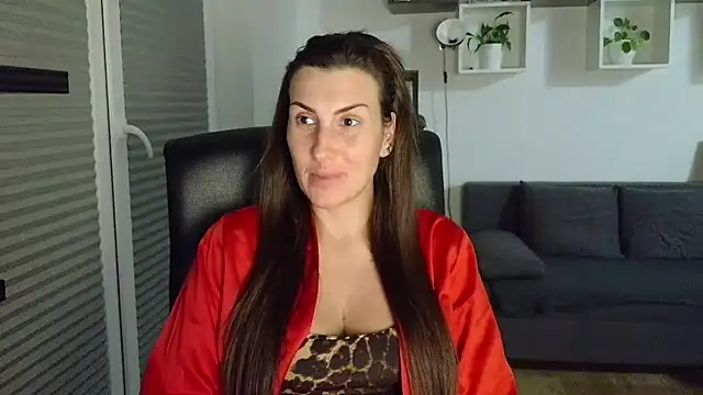 Snapshot of DonnaAmore chatting on October 2025 08:10:02 PM DonnaAmore online show from October 2025 08:10:02 PM