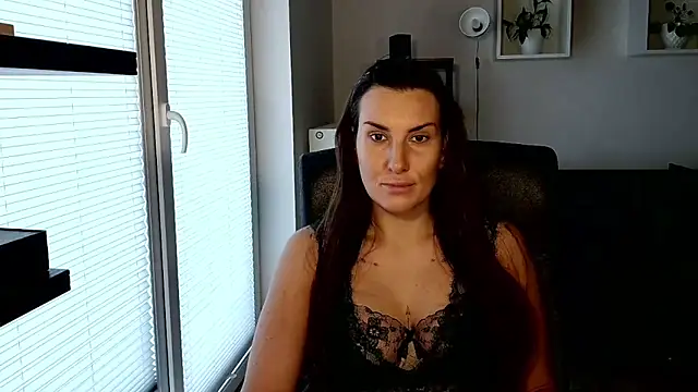 DonnaAmore online show from October 2025 08:24:02 AM