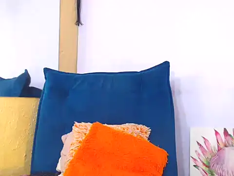 Snapshot of SexyScarlet101 chatting on October 2025 08:21:02 PM SexyScarlet101 online show from October 2025 08:21:02 PM