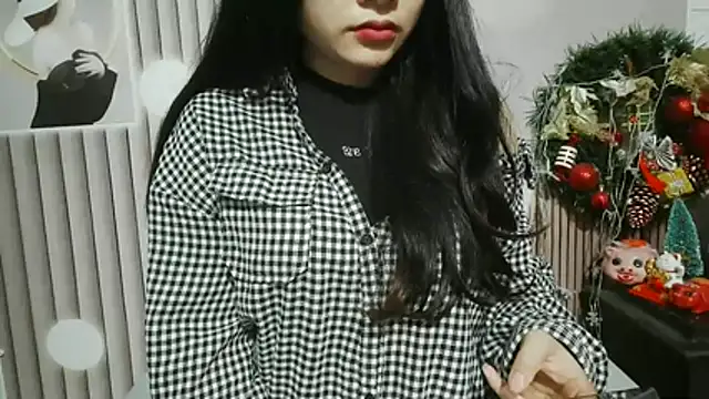 Emachiii online show from February 2026 02:24:01 AM