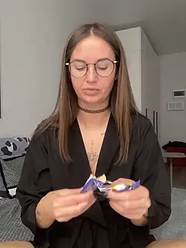 ElizabetBlack online show from October 2025 05:28:02 AM