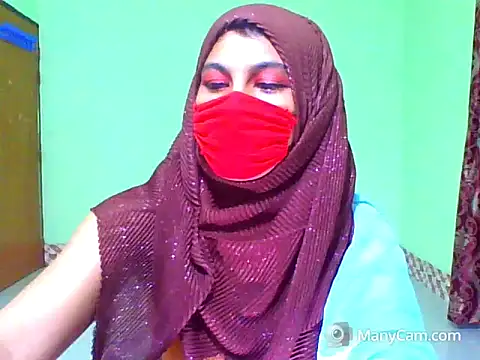 Snapshot of desi__diva chatting on December 2025 06:17:01 PM desi diva online show from December 2025 06:17:01 PM
