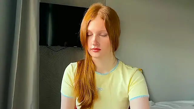 LuxXAngel online show from June 2026 11:11:01 PM