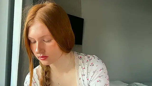 LuxXAngel online show from June 2026 01:03:01 AM