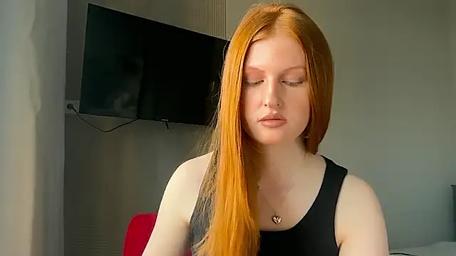 LuxXAngel online show from June 2026 12:27:02 AM