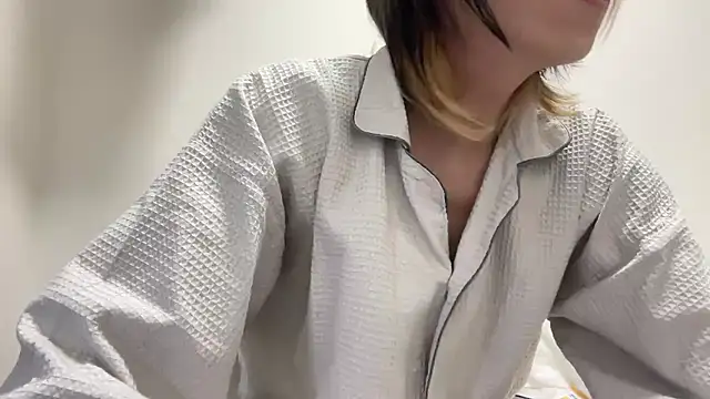 p-nyan4 online show from November 2025 05:45:02 PM