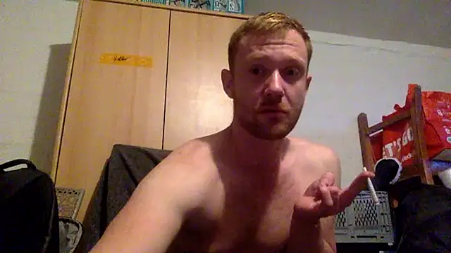 Snapshot of T_R_1992 chatting on June 2026 07:15:01 PM T R 1992 online show from June 2026 07:15:01 PM