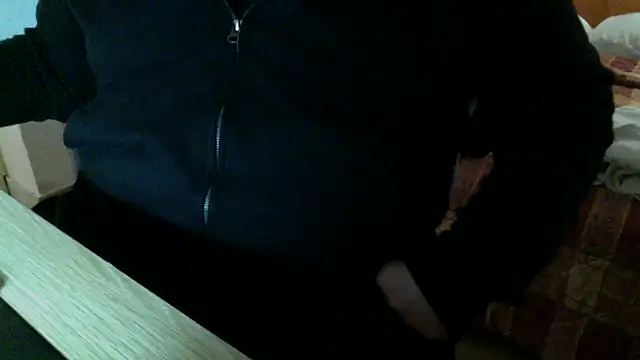 Snapshot of aluminium09 chatting on November 2025 07:40:01 PM aluminium09 online show from November 2025 07:40:01 PM