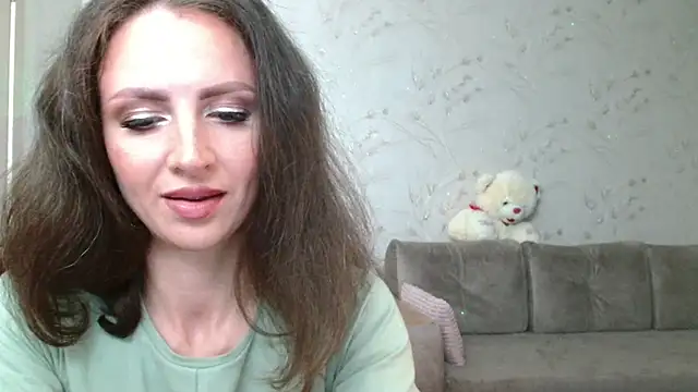 Amber Carrol online show from May 2026 05:37:01 PM