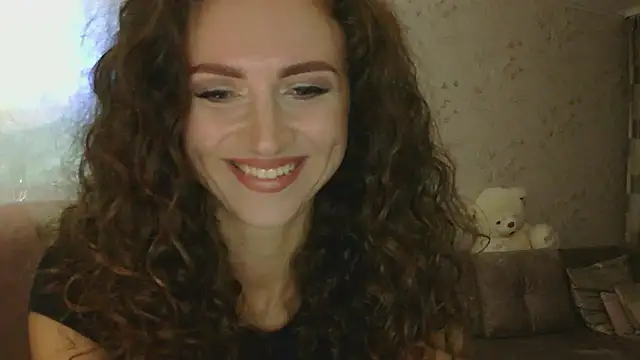 Amber Carrol online show from September 2025 05:40:02 PM