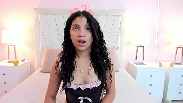 LittleeStar online show from September 2025 02:49:02 AM