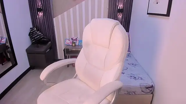 LittleeStar online show from July 2026 09:45:02 PM