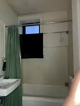 Snapshot of KingKevo27 chatting on October 2025 09:38:01 PM KingKevo27 online show from October 2025 09:38:01 PM